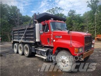 Mack CH613 Billenő teherautók