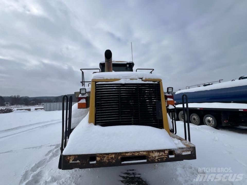 CAT 980G Gumikerekes homlokrakodók