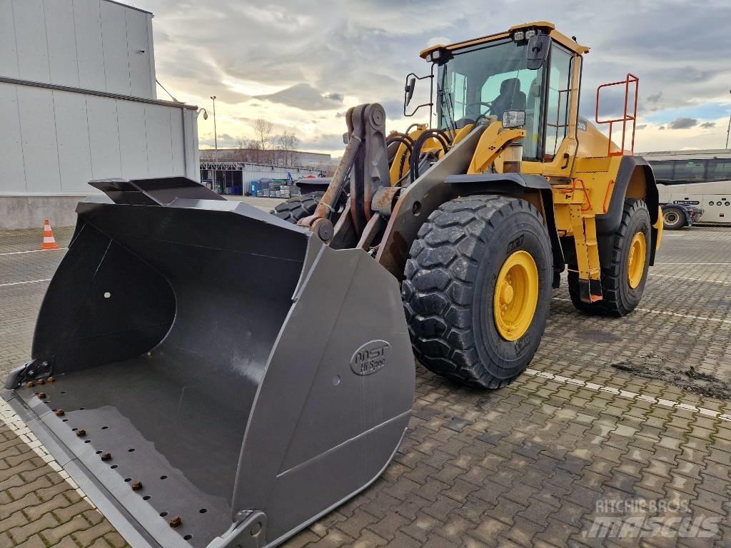 Volvo L 180 H Gumikerekes homlokrakodók