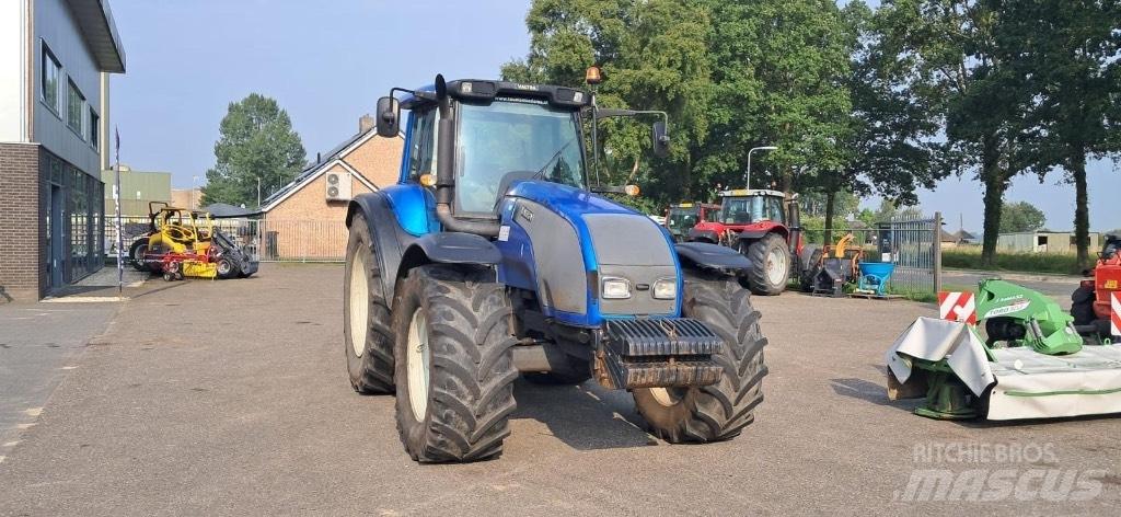 Valtra T160 Traktorok