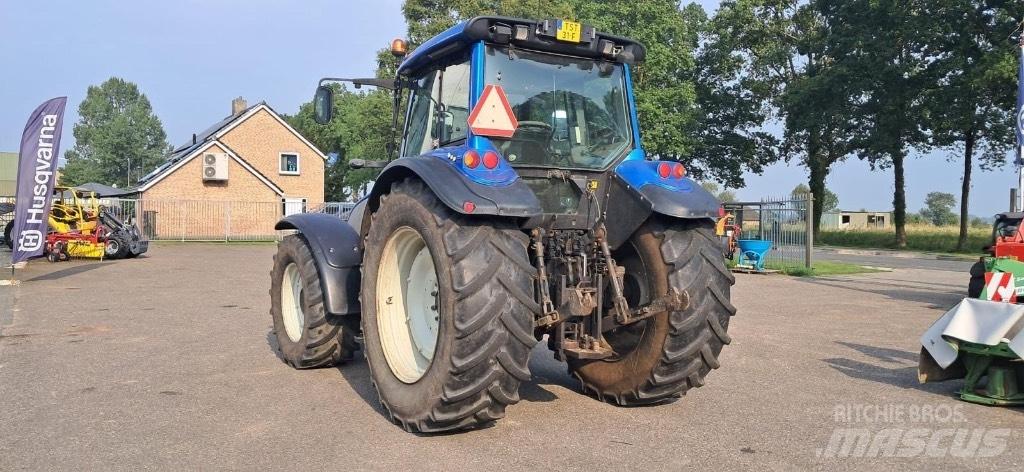 Valtra T160 Traktorok