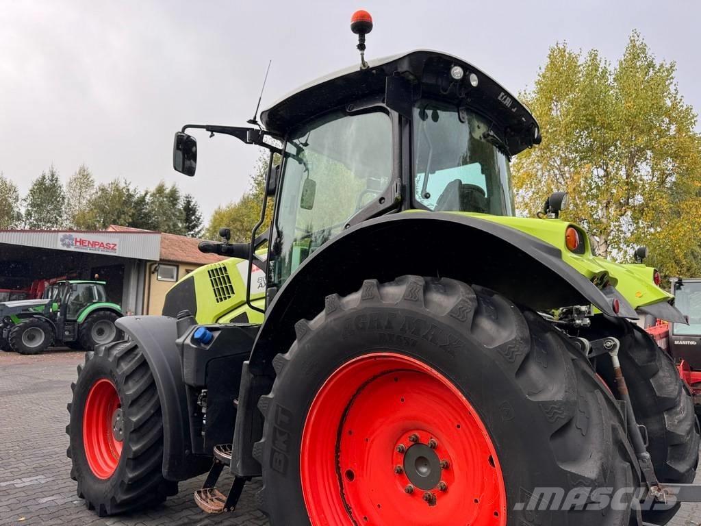 CLAAS AXION 800 CIS Traktorok