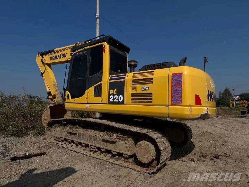 Komatsu PC 220-8 Lánctalpas kotrók