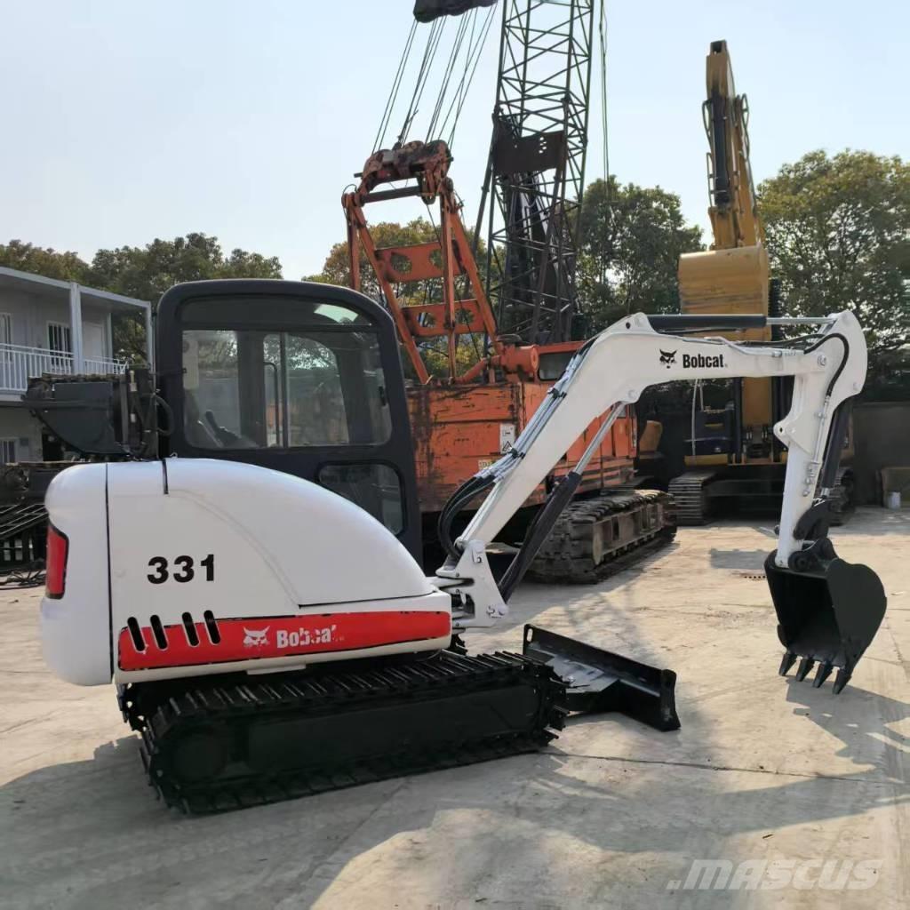 Bobcat 331 Mini kotrók < 7t