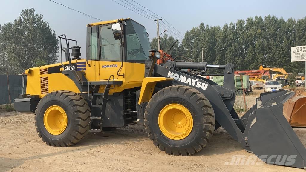 Komatsu WA 380-6 Gumikerekes homlokrakodók
