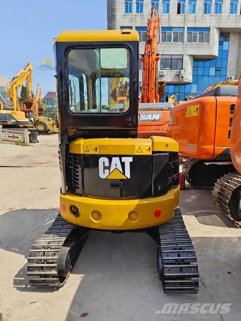 CAT 304 Mini kotrók < 7t