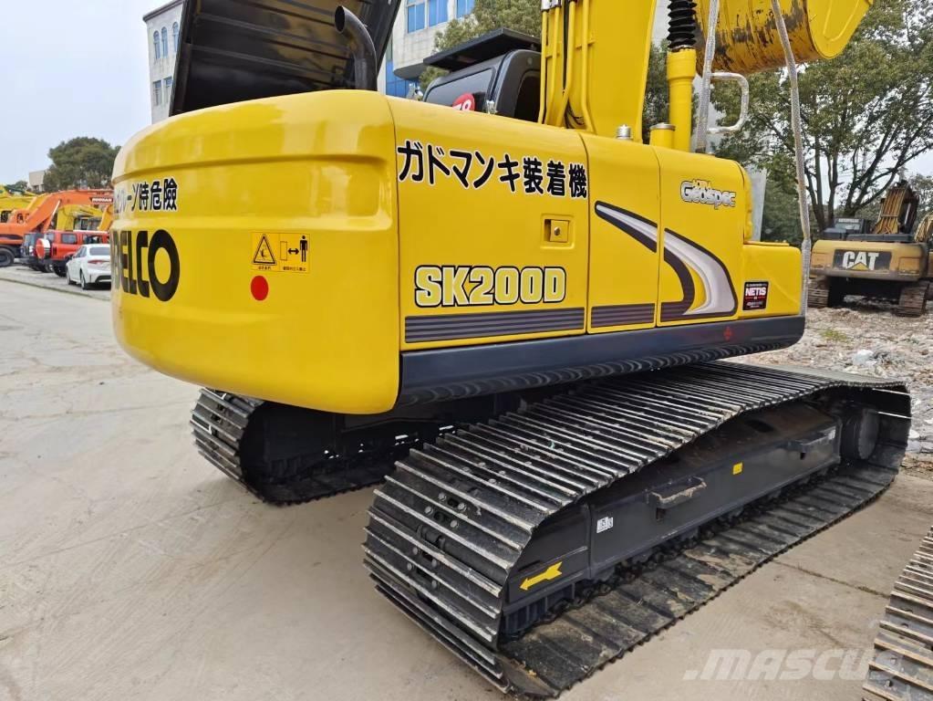 Kobelco SK 200 Lánctalpas kotrók