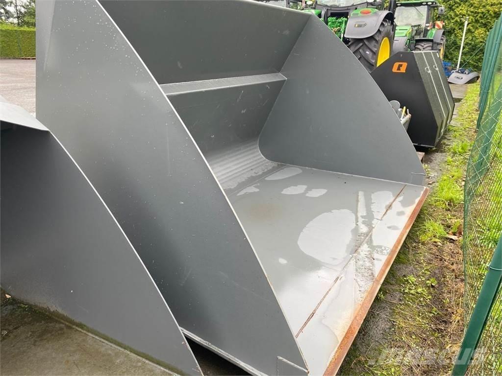 Kramer 2500 mm Homlokrakodó tartozékok