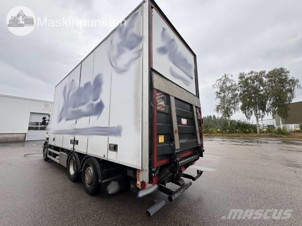 Scania R 490 Dobozos teherautók
