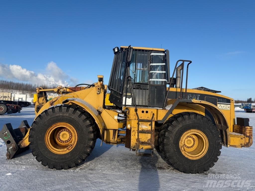 CAT 950G Gumikerekes homlokrakodók