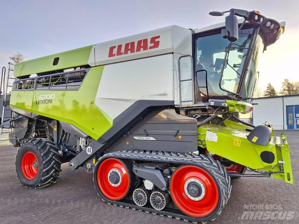 CLAAS LEXION  6700 TT Kombájnok