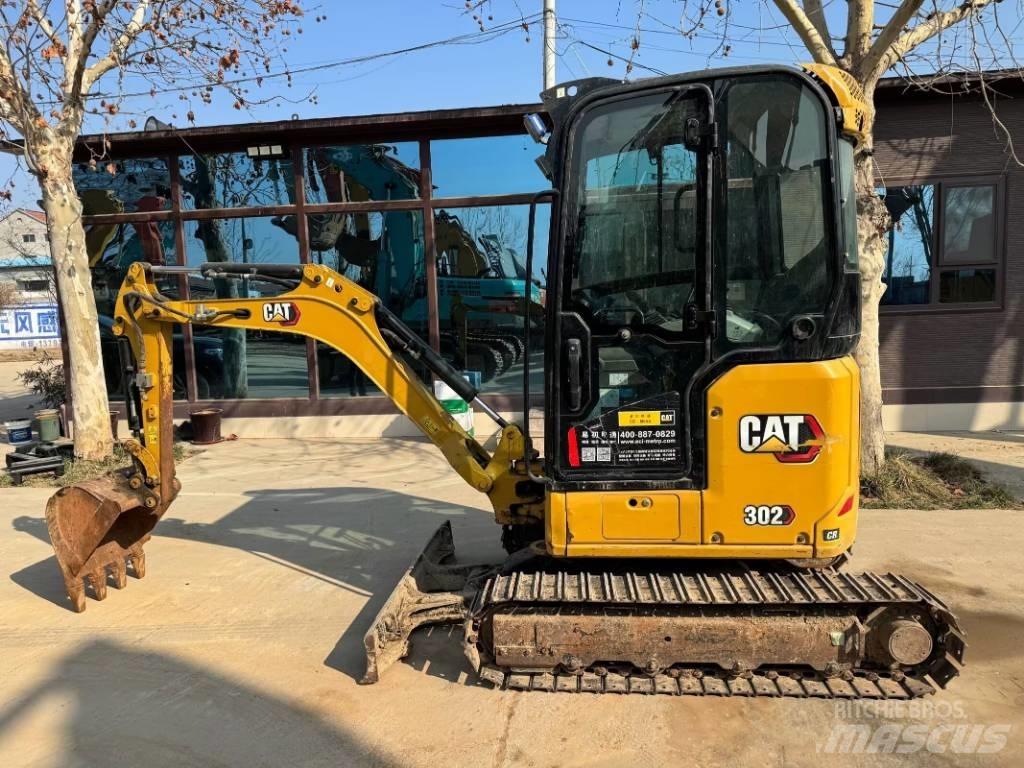 CAT 302 Lánctalpas kotrók