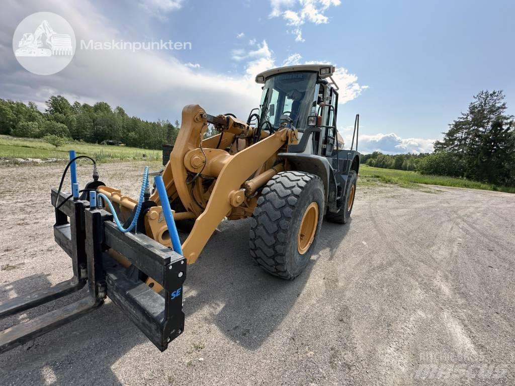 Liebherr L 544 Gumikerekes homlokrakodók