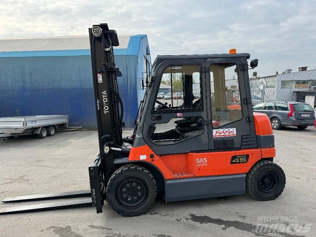 Toyota 7FBMF45 Elektromos targoncák