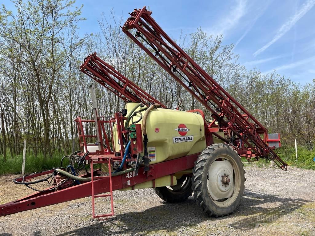 Hardi Commander 4200 Vontatott trágyaszórók