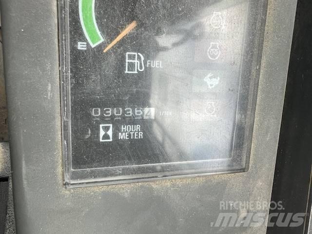 Takeuchi TB 23 R Mini kotrók < 7t