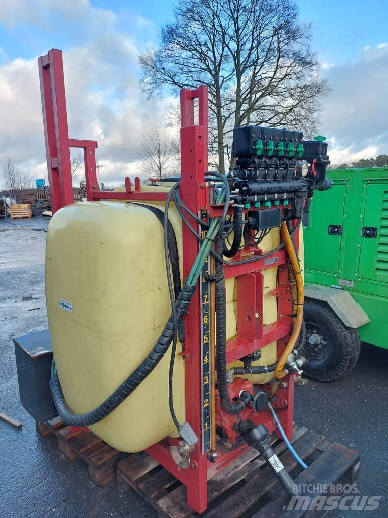 Hardi 1000 liter Rögzített trágyaszórók