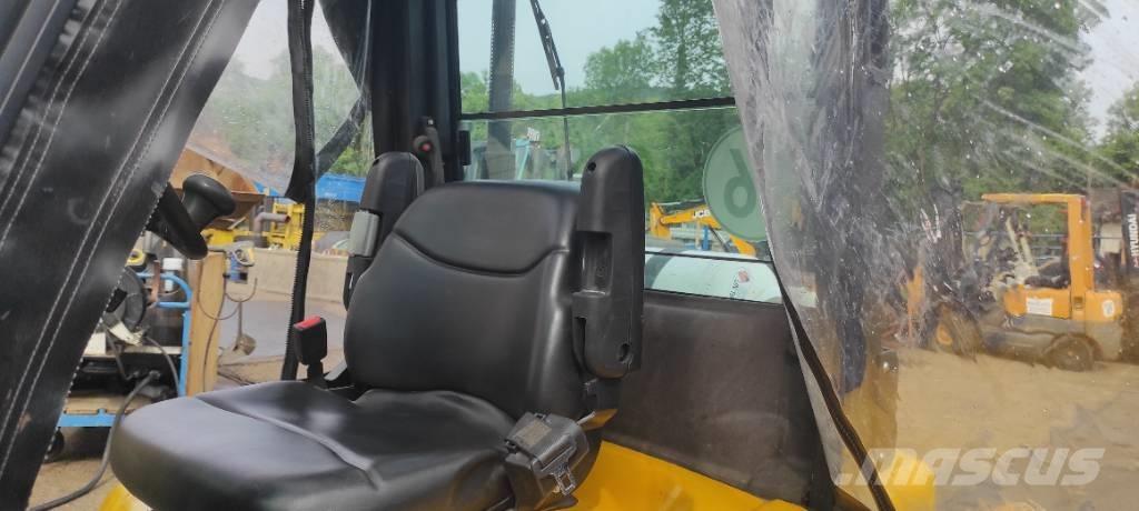 Yale GLP25VX Gázüzemű targoncák
