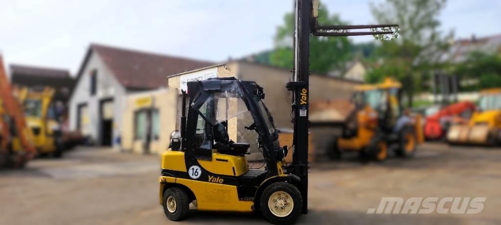 Yale GLP25VX Gázüzemű targoncák