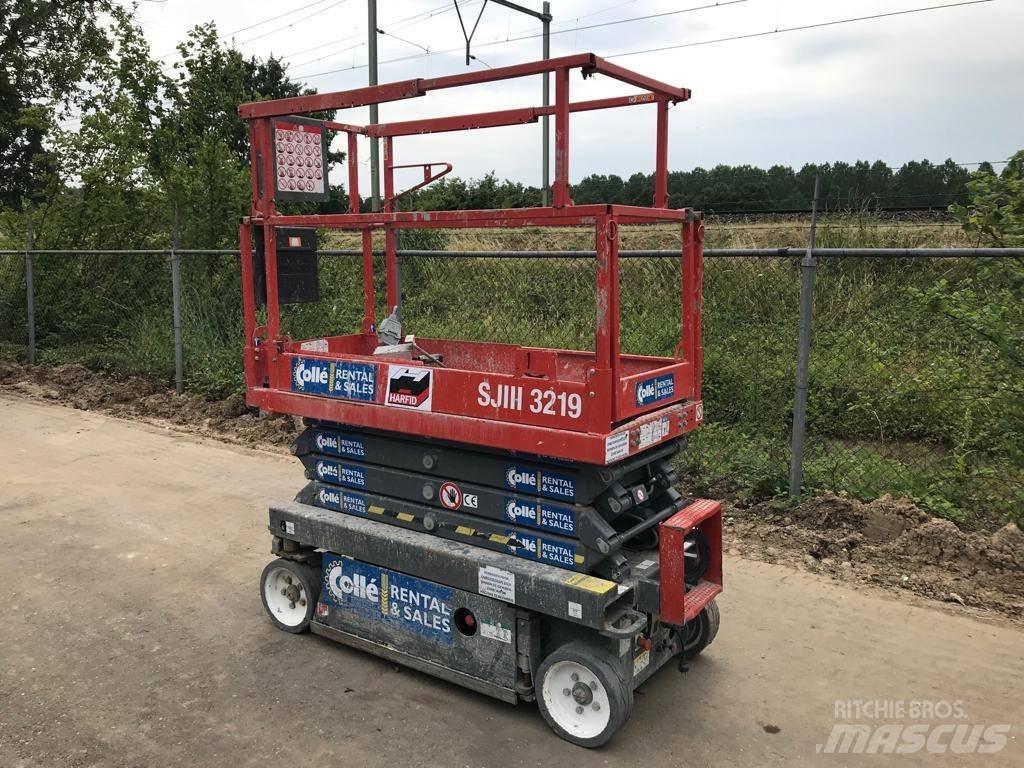 SkyJack SJ 3219 Ollós emelők