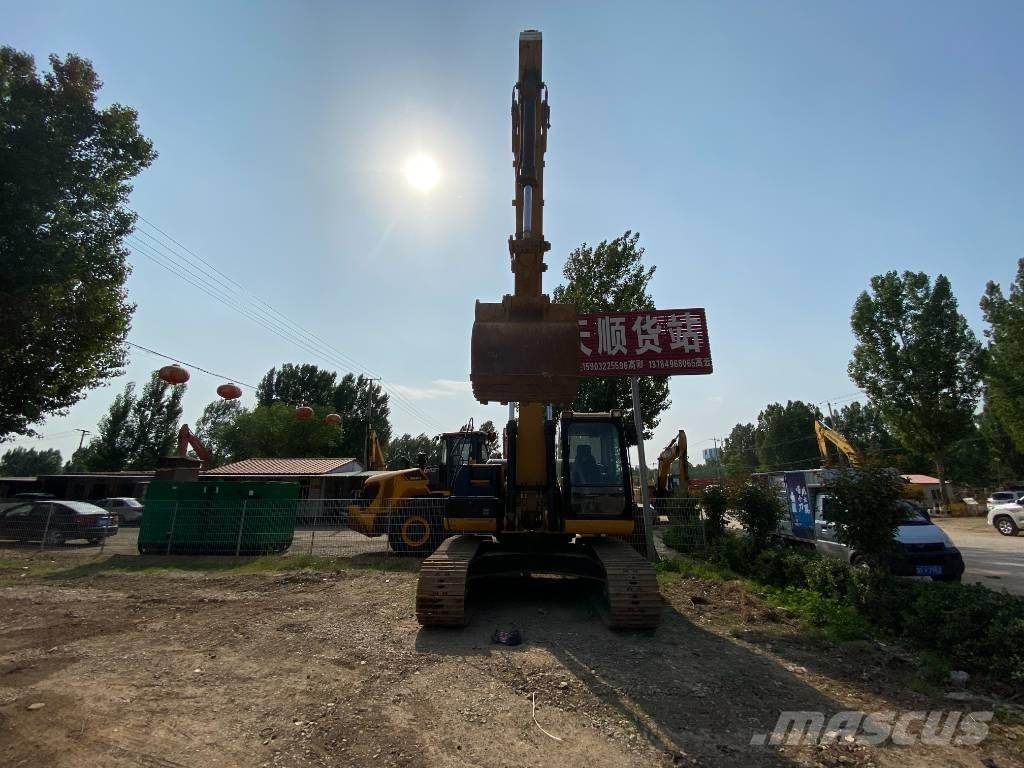 CAT 324D Lánctalpas kotrók
