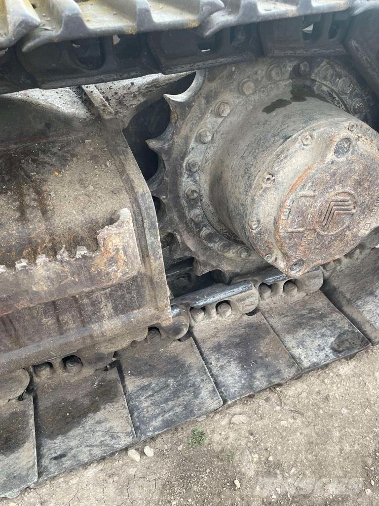 JCB JZ 235 LC Lánctalpas kotrók