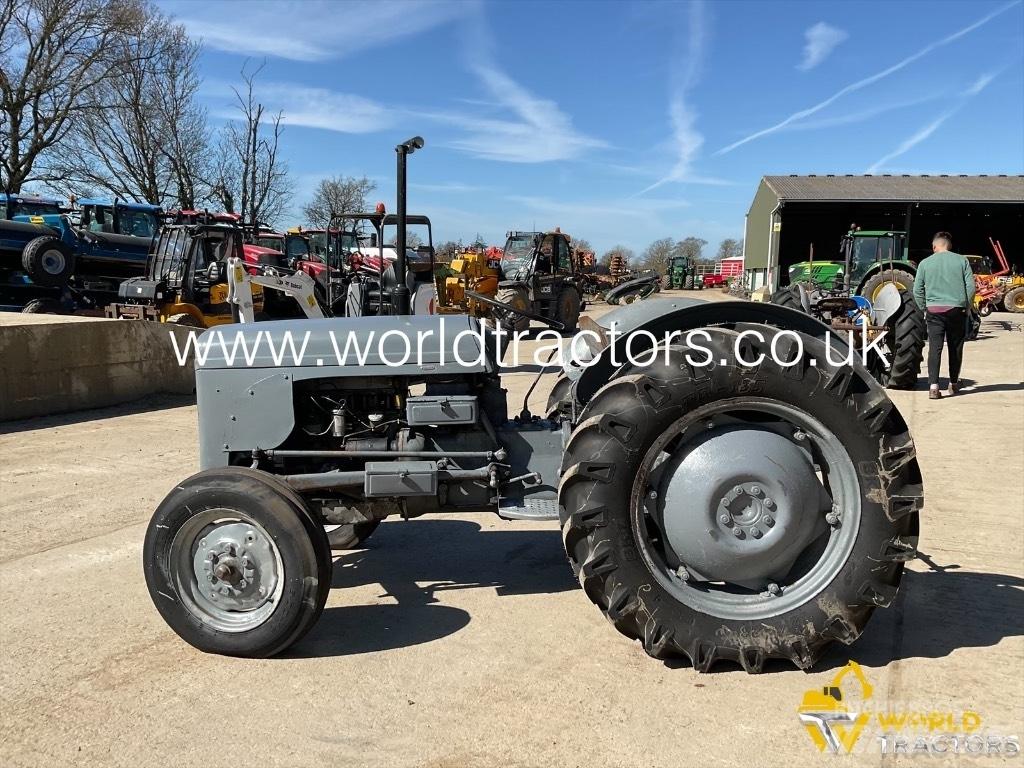Ferguson TRACTOR Traktorok