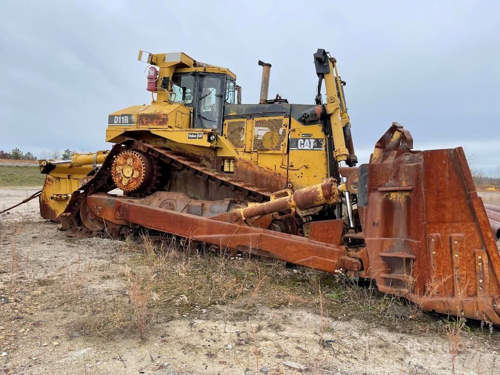 CAT D 11 R lánctalpas dózerek