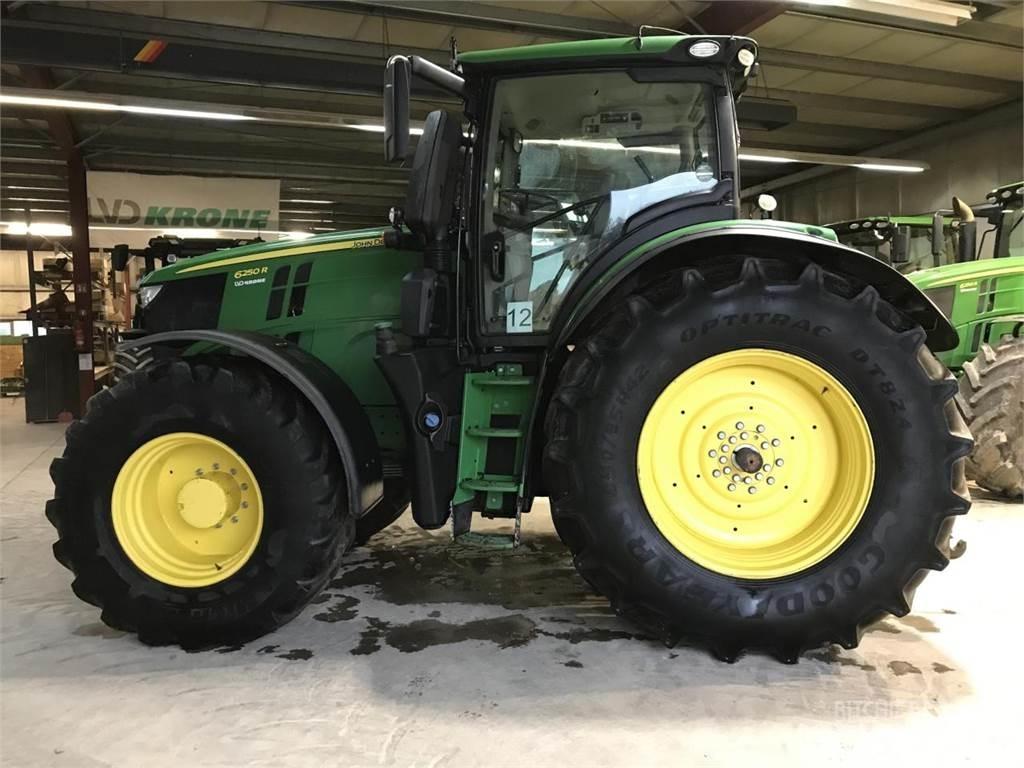 John Deere 6250R Traktorok