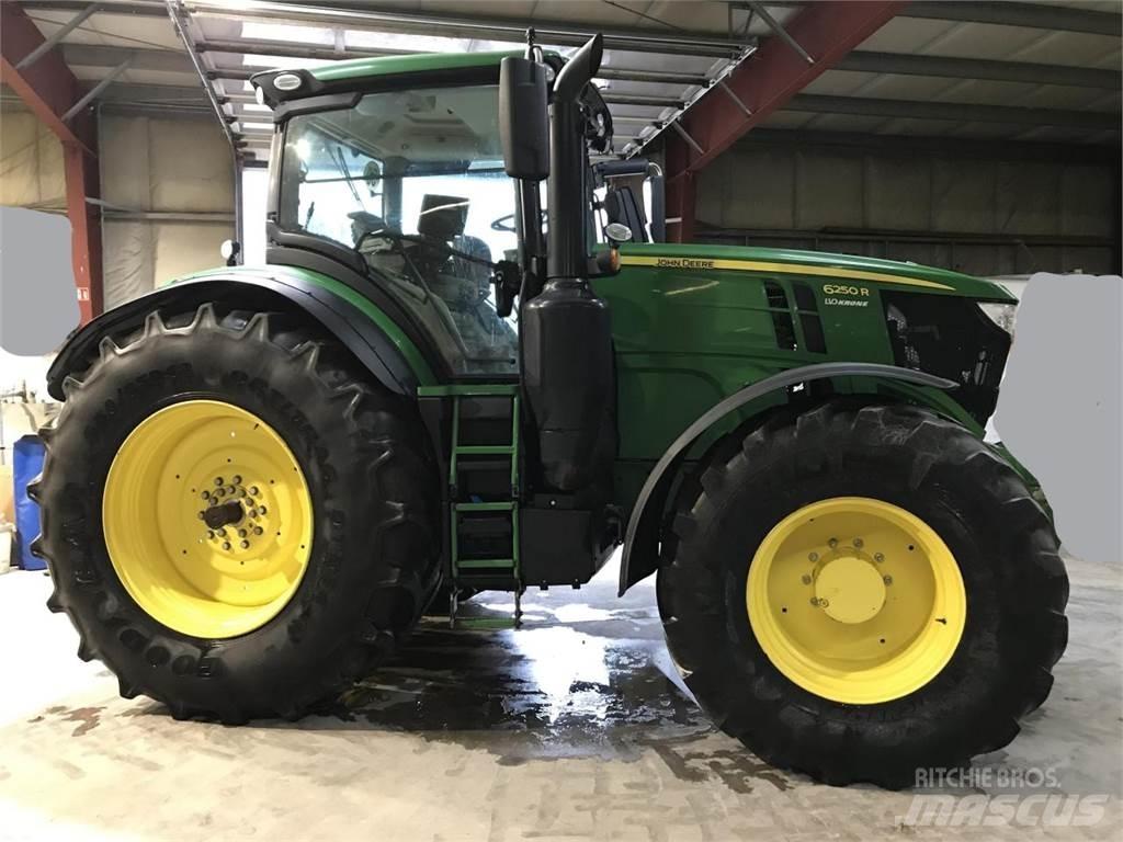 John Deere 6250R Traktorok