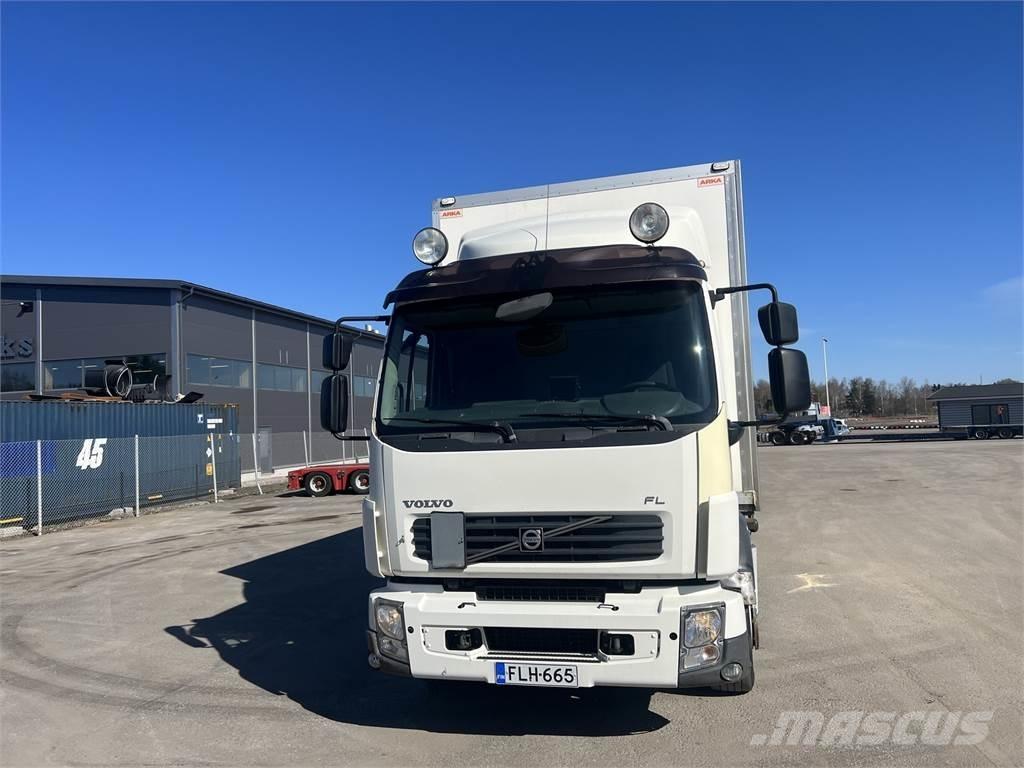 Volvo FL 240 4X2 Dobozos teherautók