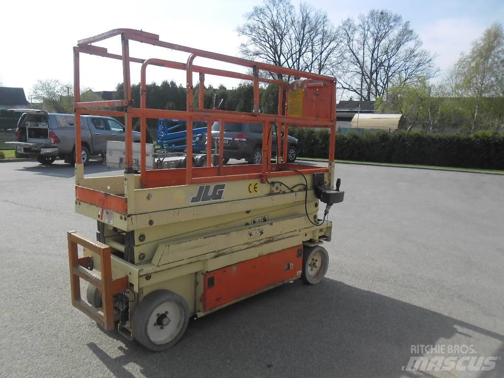 JLG 2033 E Ollós emelők