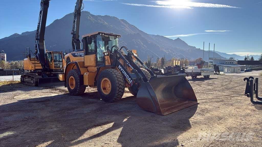 Hyundai HL940 Gumikerekes homlokrakodók