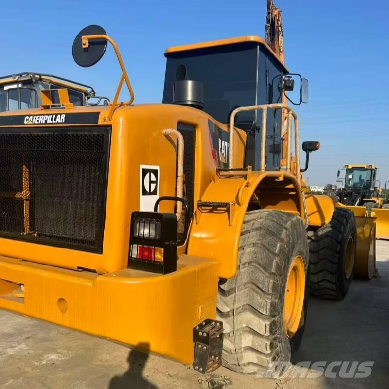 CAT 950 GC Gumikerekes homlokrakodók