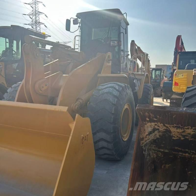 CAT 950 GC Gumikerekes homlokrakodók