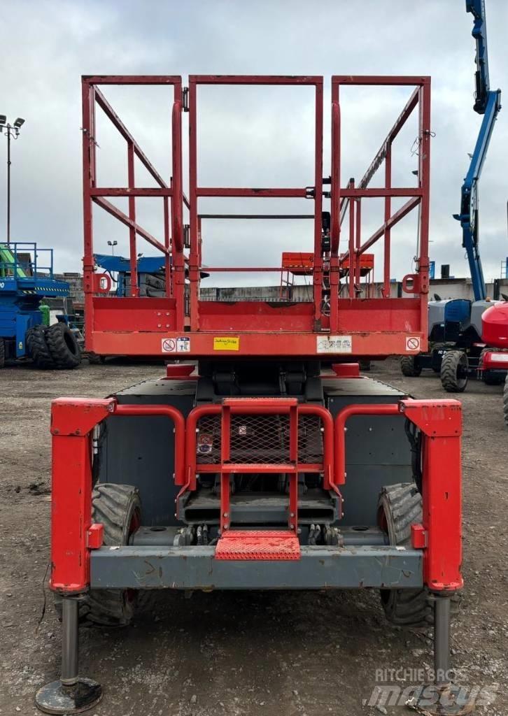 SkyJack SJ 6832 RT Ollós emelők