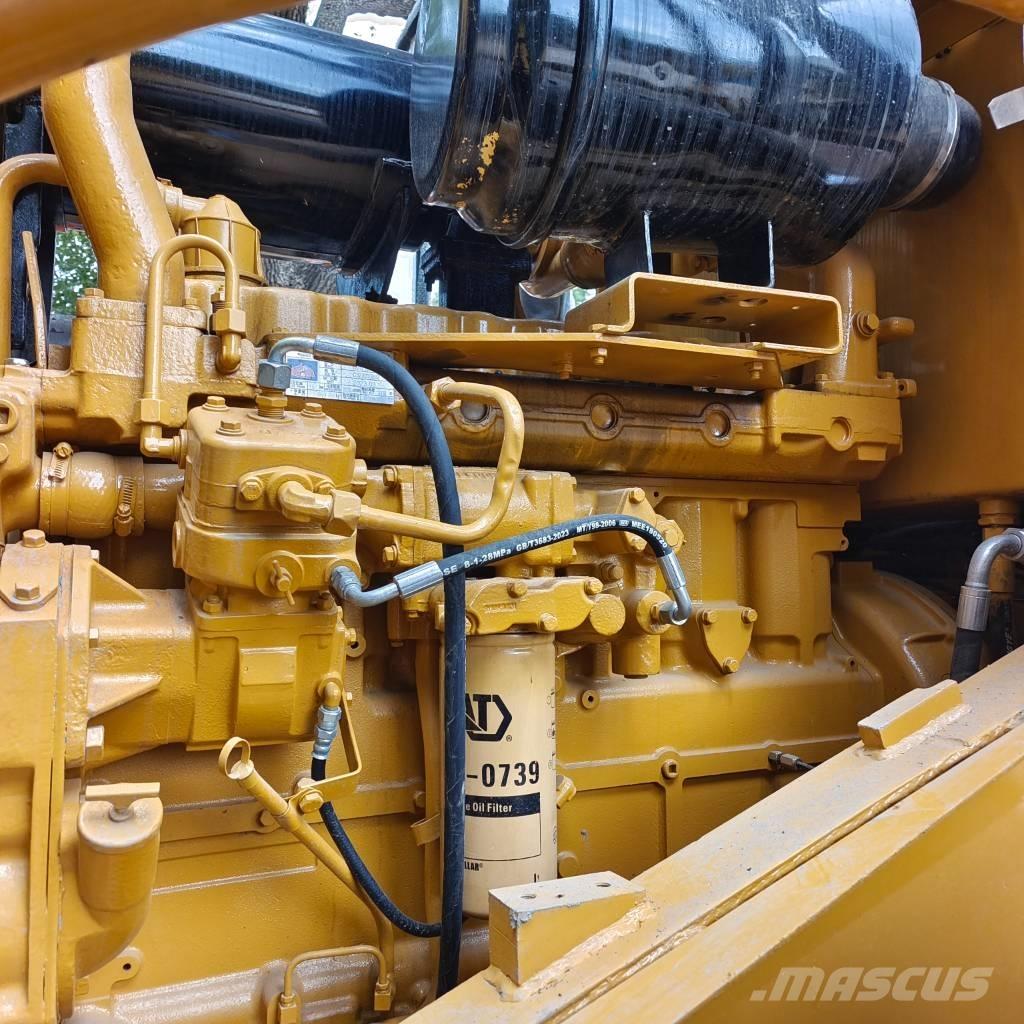 CAT 966 H Gumikerekes homlokrakodók