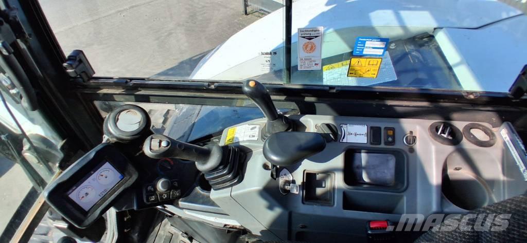 Bobcat E 88 Közepes (midi) kotrók 7 t - 12 t