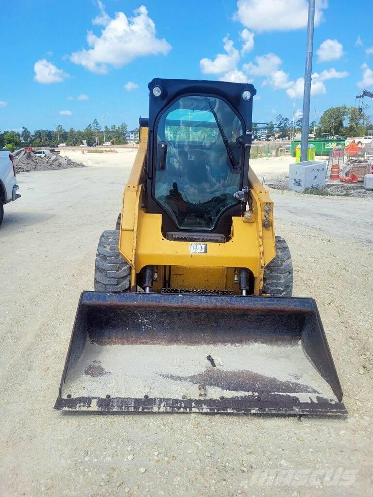 CAT 242 D Kompaktrakodók
