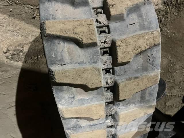 Komatsu PC 26 MR-3 Mini kotrók < 7t