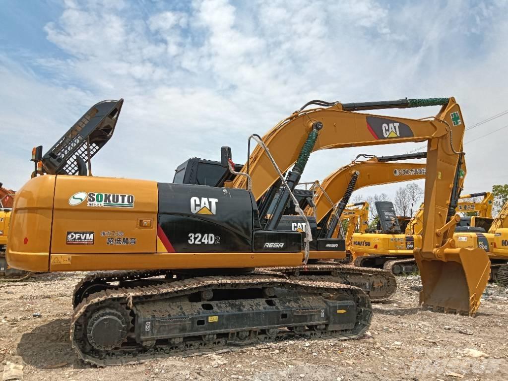 CAT 324D2 Közepes (midi) kotrók 7 t - 12 t