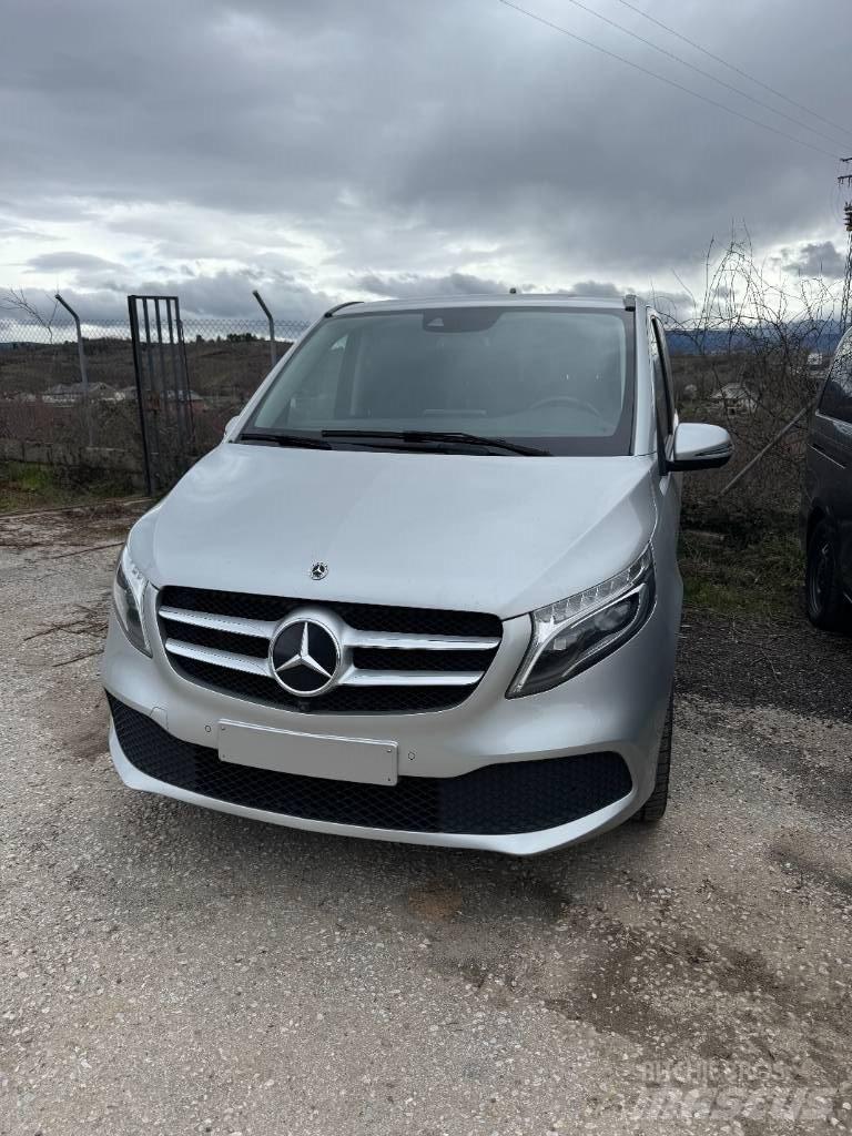 Mercedes-Benz V 250 Transporterek