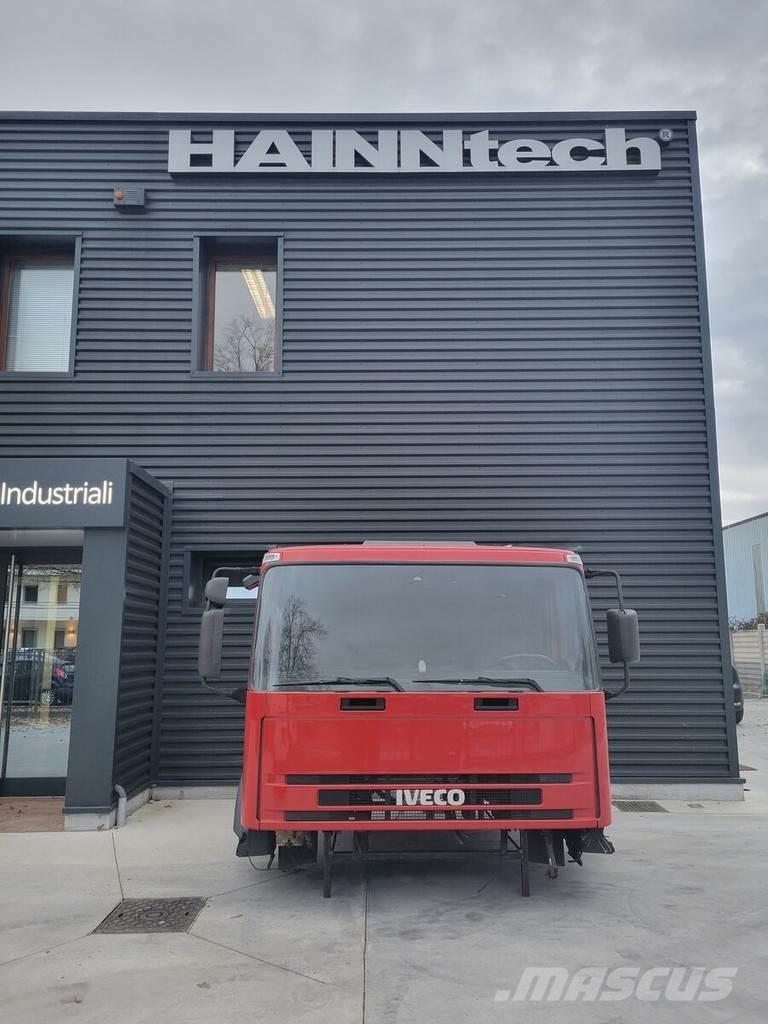 Iveco Eurotech Vezetőfülke és belső tartozékok