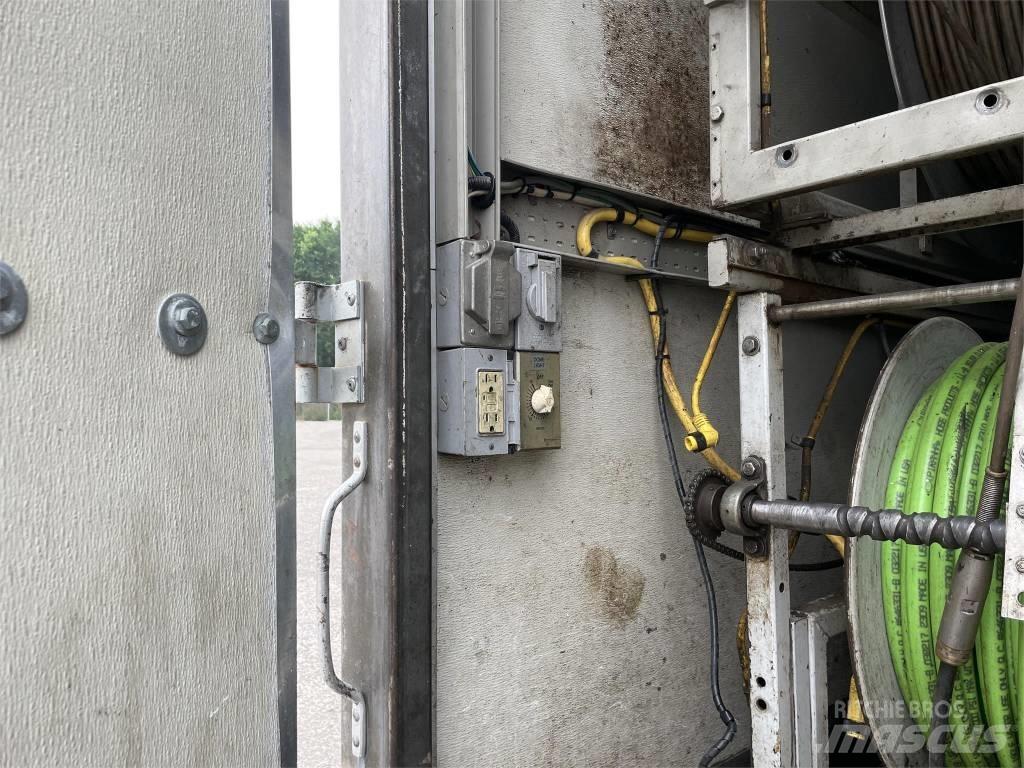 Ford F550 XL Építőipar - Egyebek