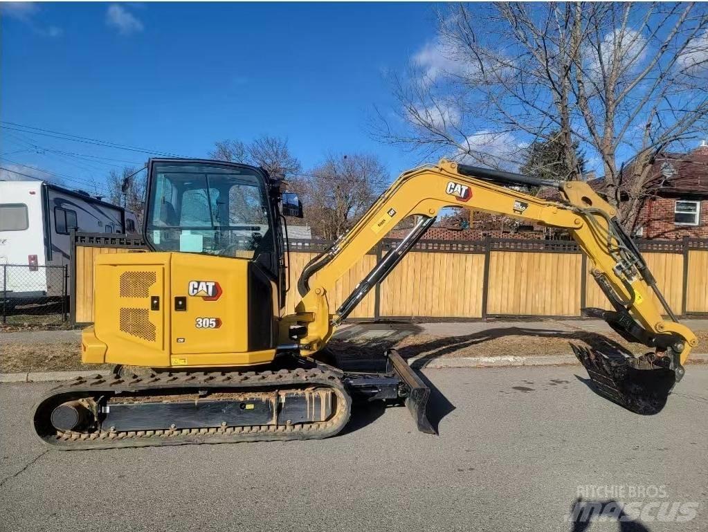CAT 305 CR Mini kotrók < 7t