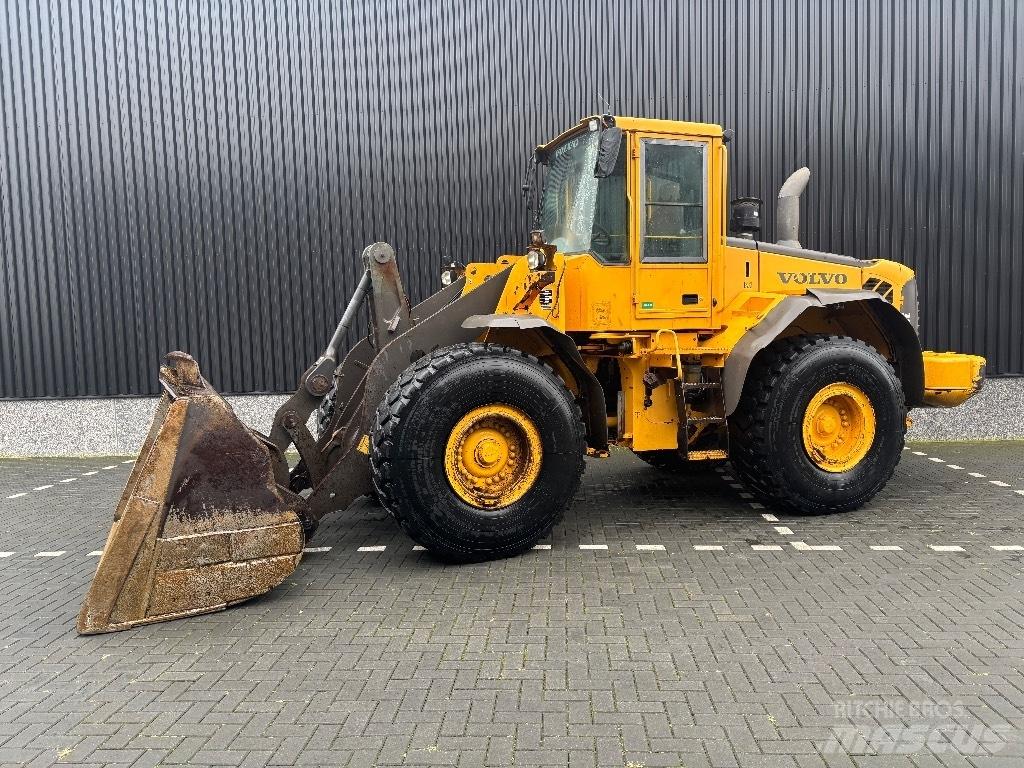 Volvo L 110 E Gumikerekes homlokrakodók