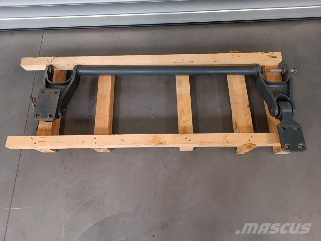 Iveco Front Vezetőfülke és belső tartozékok