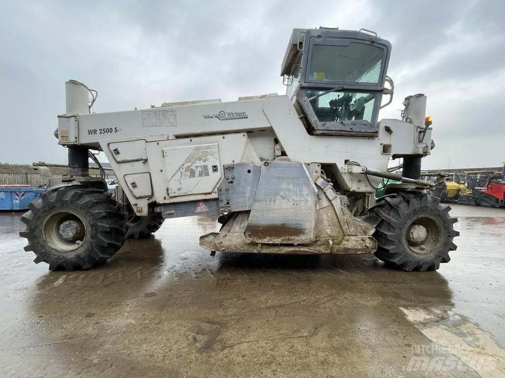 Wirtgen WR 2500S Aszfalt aprítók
