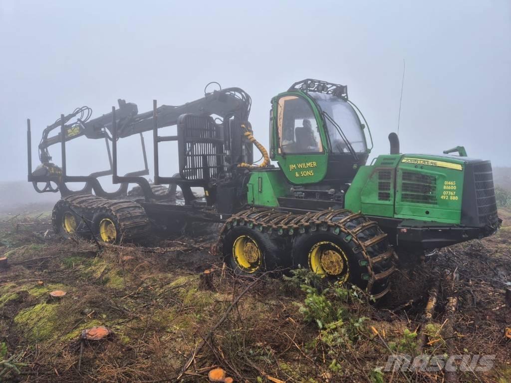 John Deere 1910 E Kihordók