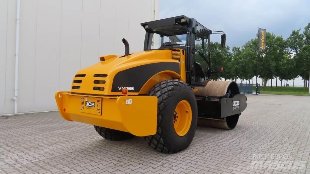 JCB VM166D Egydobos hengerek